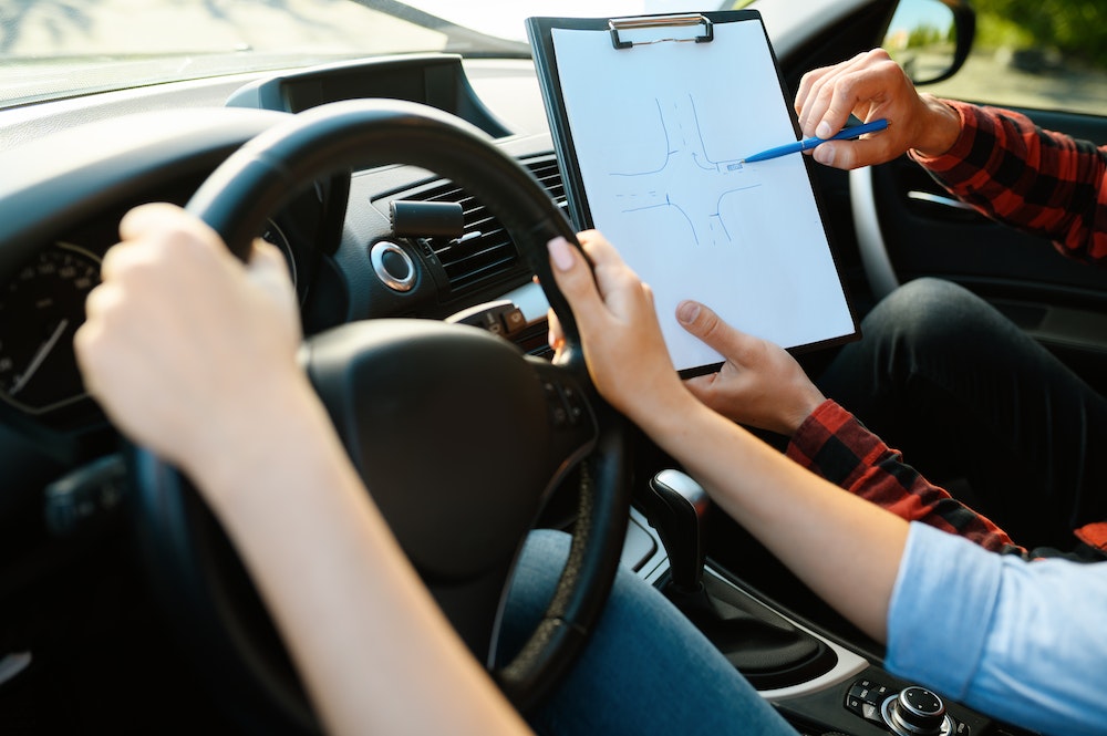 Le développement business des auto-écoles : enjeux et stratégies